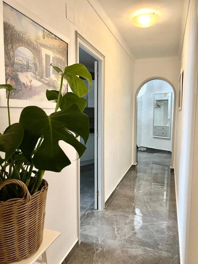 Amplio Apartamento Tranquilo Cerca De La Playa Roses Exteriér fotografie